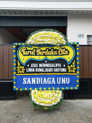 Papan Bunga Duka di Lemoe